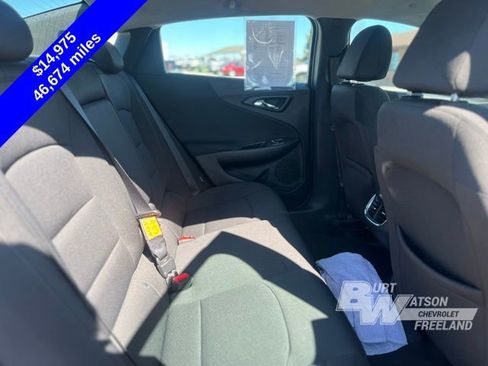 Used 2018 Chevrolet Malibu LT image 22