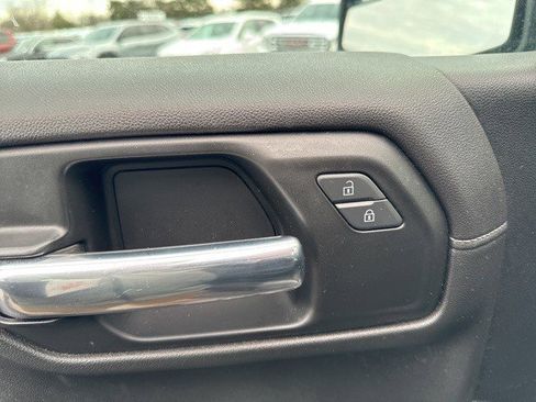 Used 2021 GMC Sierra 1500 Elevation w/ Preferred Package image 19