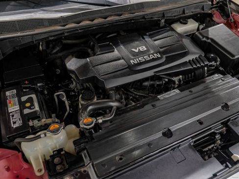 Used 2017 Nissan Titan SV image 55