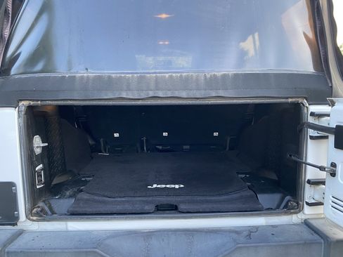 Used 2017 Jeep Wrangler Unlimited Sport w/ Quick Order Package 24S image 31