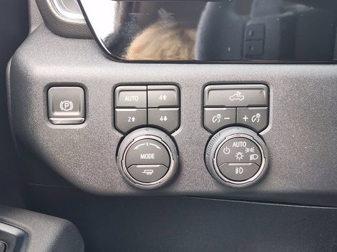 New 2026 Chevrolet Silverado 1500 RST w/ Convenience Package II AWD/4WD image 19