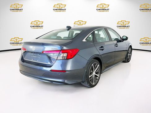 Used 2022 Honda Civic Touring image 7