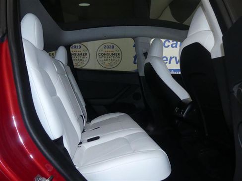 Used 2023 Tesla Model Y Long Range image 22