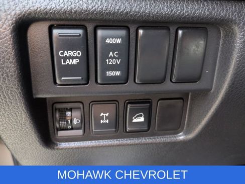 Used 2021 Nissan Titan PRO-4X w/ Pro-4x Convenience Package AWD/4WD image 36
