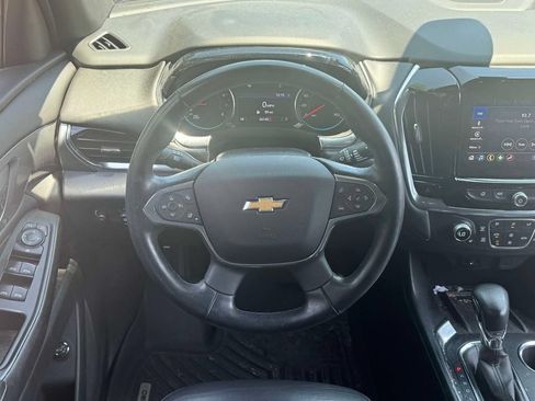 Used 2024 Chevrolet Traverse LT FWD image 13