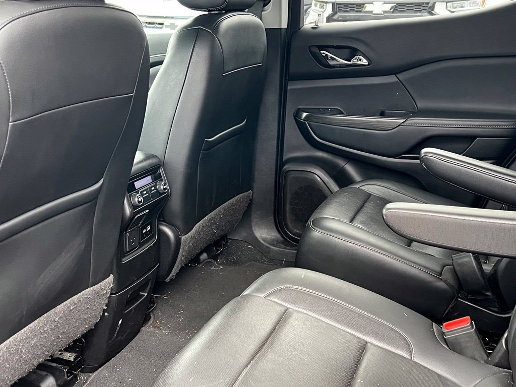 Used 2020 GMC Acadia SLT AWD/4WD image 16