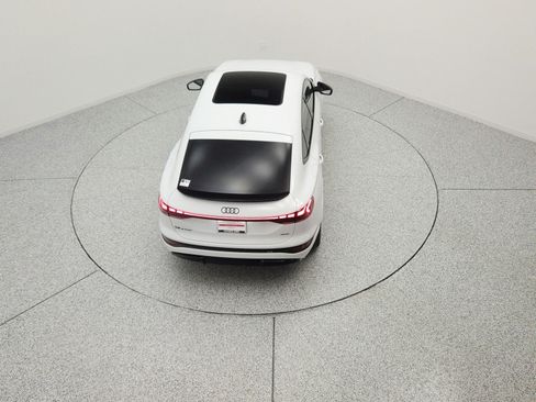 New 2027 Audi Q6 e-tron Premium Plus AWD/4WD image 14