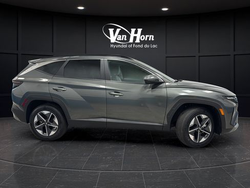 Used 2025 Hyundai Tucson SEL AWD/4WD image 8