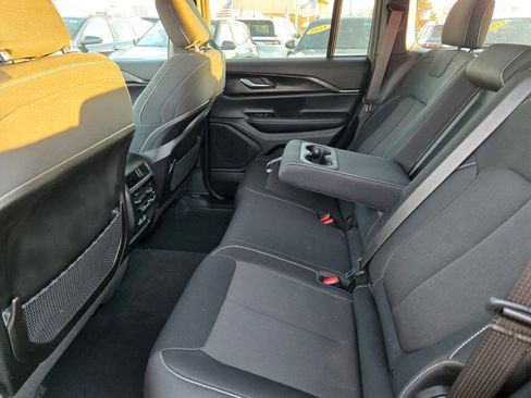 Certified 2024 Jeep Grand Cherokee Laredo X w/ Luxury Tech Group I image 16