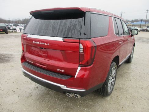 New 2026 GMC Yukon Denali image 4