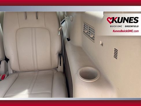 Used 2014 Lincoln MKT FWD image 39