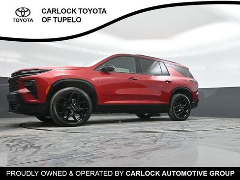 Used 2024 Chevrolet Traverse RS image 44