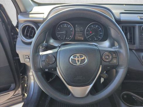 Used 2017 Toyota RAV4 LE FWD image 16