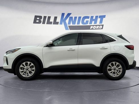 Used 2023 Ford Escape Active w/ Tech Pack #2 image 2