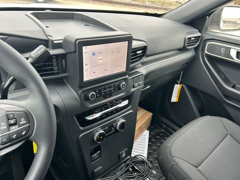 New 2026 Ford Explorer w/ Ready For The Road Package image 24