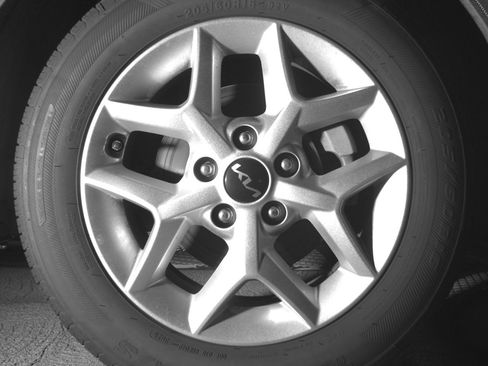 Used 2025 Kia Soul LX w/ LX Technology Package FWD image 20