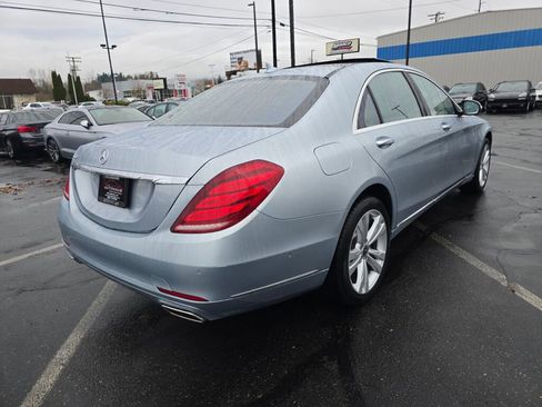 Used 2017 Mercedes-Benz S 550 Sedan image 5