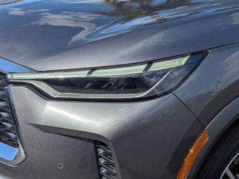 Used 2024 INFINITI QX60 Luxe w/ Vision Package image 8