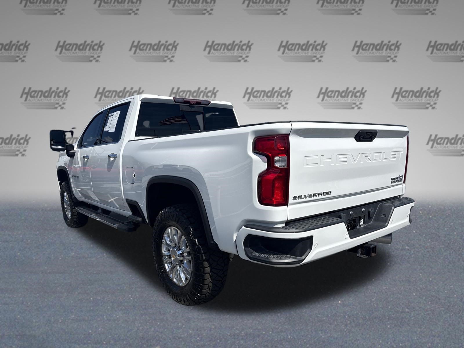 Used 2023 Chevrolet Silverado 2500 High Country w/ Technology Package AWD/4WD image 7