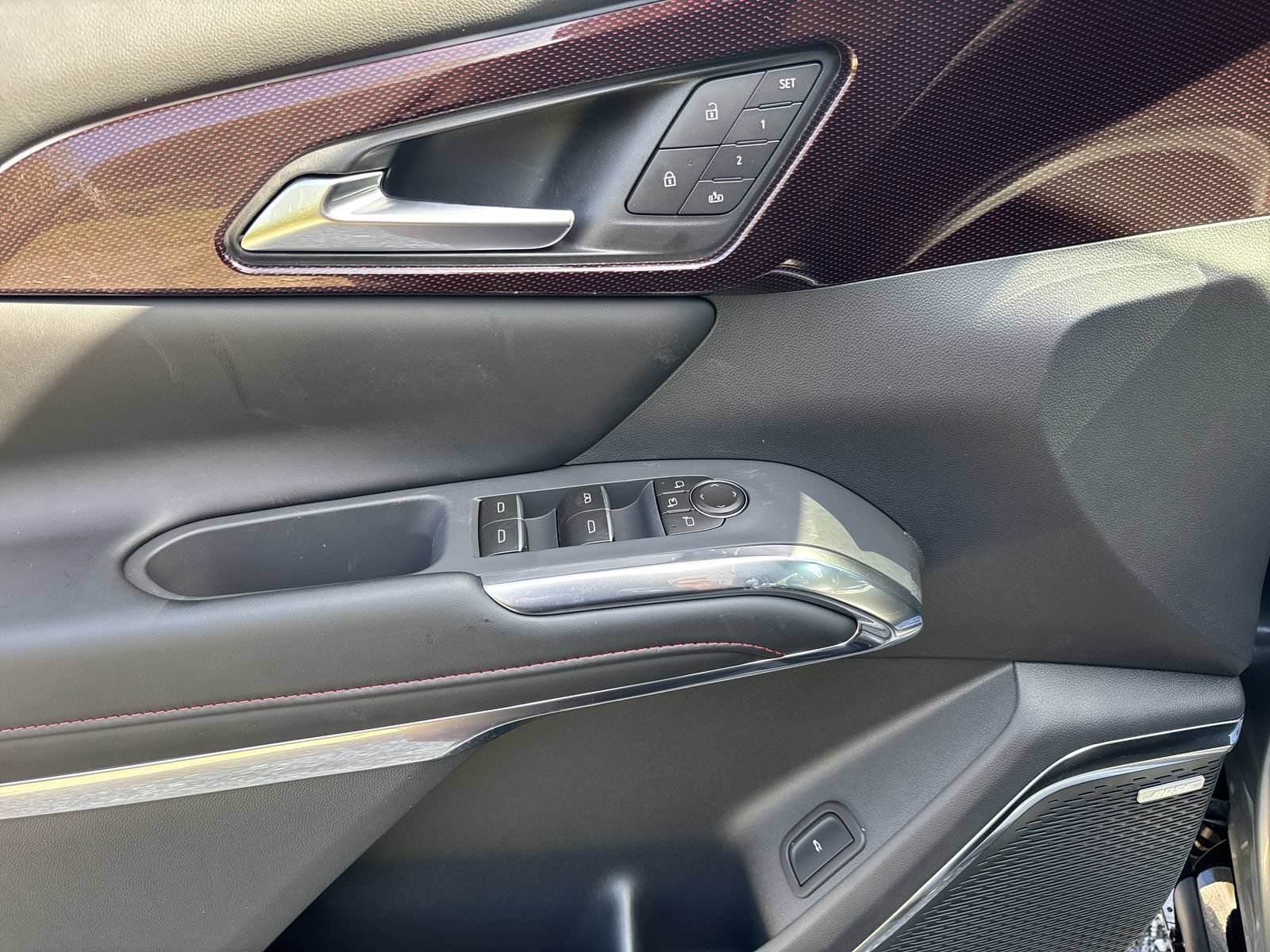 New 2027 Chevrolet Traverse RS AWD/4WD image 13