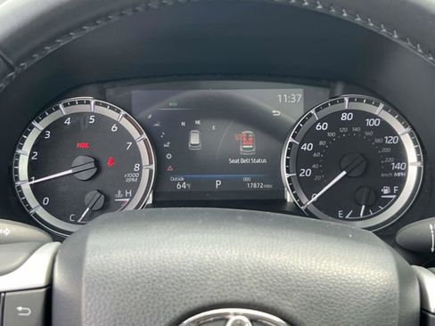 Used 2023 Toyota Highlander XSE AWD/4WD image 28