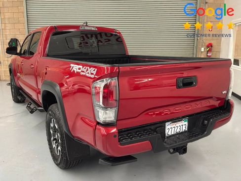 Used 2023 Toyota Tacoma TRD Off-Road w/ TRD Premium Off Road Package AWD/4WD image 7