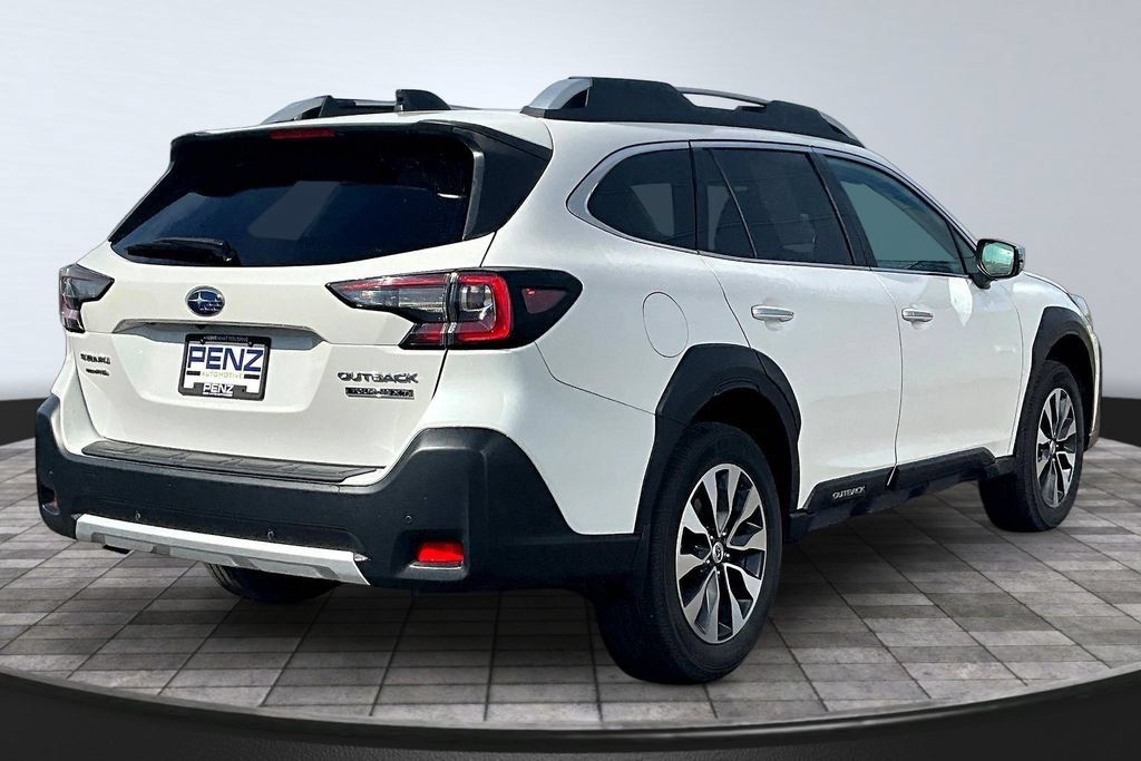 Used 2024 Subaru Outback Touring XT w/ Popular Package #2 AWD/4WD image 6