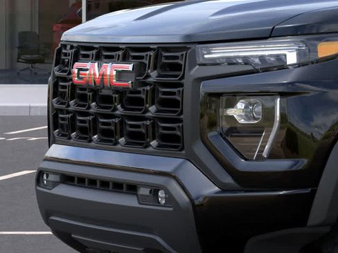 New 2026 GMC Canyon Elevation w/ Convenience Package image 13