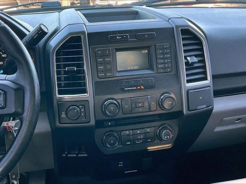 Used 2017 Ford F150 XLT w/ Equipment Group 301A Mid image 6