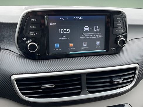 Used 2019 Hyundai Tucson SE image 14