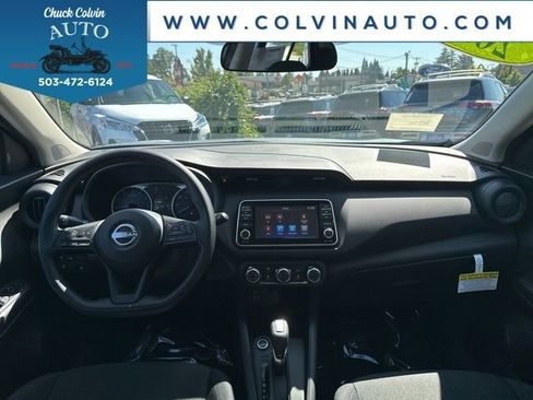 New 2025 Nissan Kicks Play S image 13