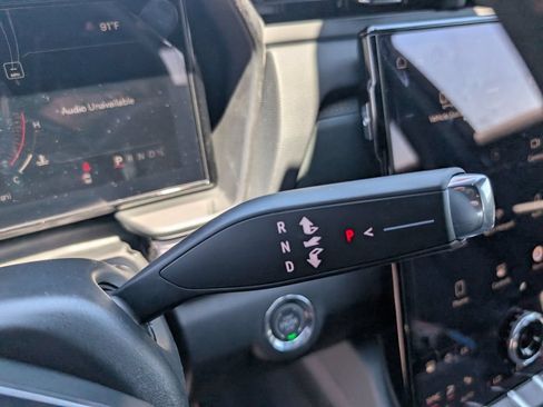 New 2026 GMC Terrain AT4 w/ Technology Package II AWD/4WD image 23