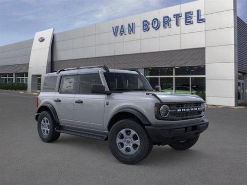 New 2026 Ford Bronco Big Bend image 7