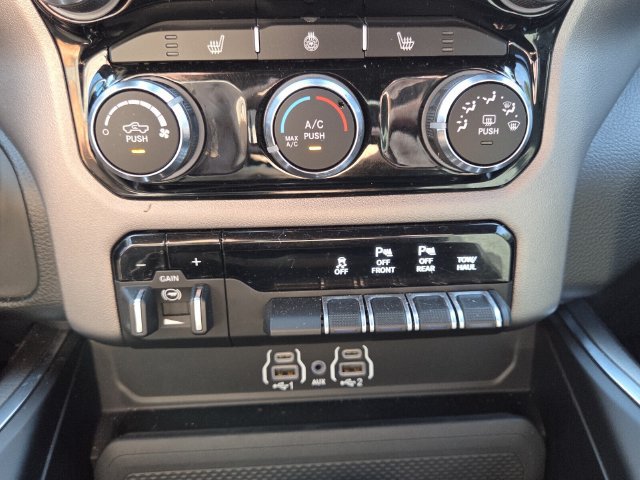 Used 2026 RAM 1500 Big Horn w/ Night Edition AWD/4WD image 19