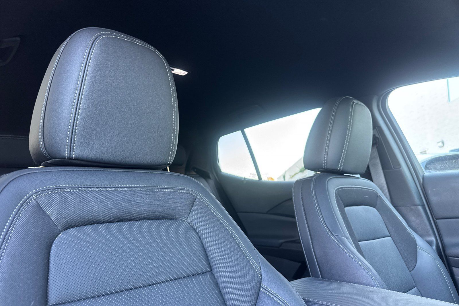 Used 2024 Chevrolet Equinox EV LT w/ LPO, All-Weather Mat Package FWD image 21