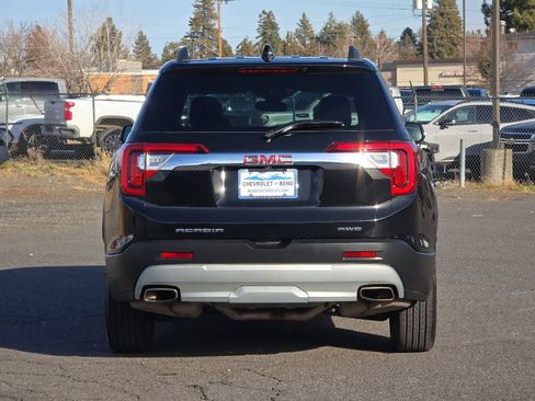 Used 2023 GMC Acadia SLT image 7