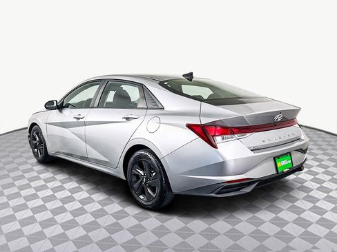 Used 2021 Hyundai Elantra SEL image 7