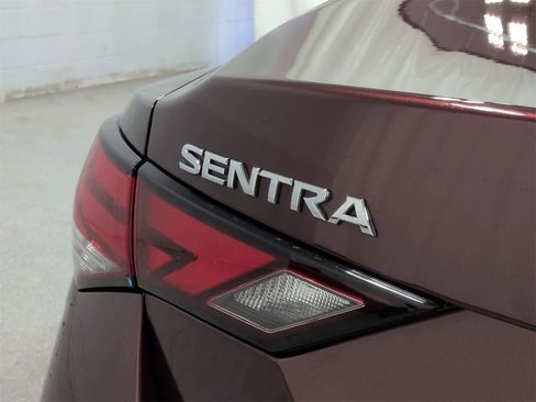 Used 2025 Nissan Sentra SV image 12