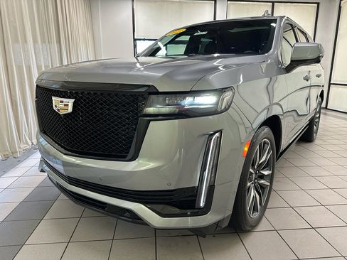 Used 2023 Cadillac Escalade Sport w/ Touring Package image 12