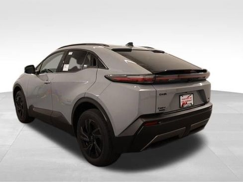 New 2026 Toyota C-HR image 4
