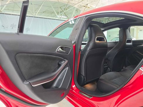 Used 2015 Mercedes-Benz CLA 250 4MATIC image 15