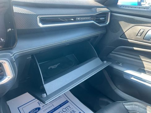 Used 2024 Ford Mustang Premium image 40