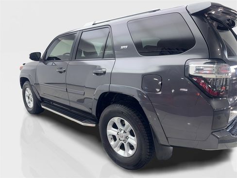 Used 2018 Toyota 4Runner 2WD image 14
