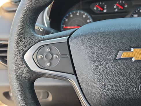 Certified 2021 Chevrolet Traverse LS FWD image 19