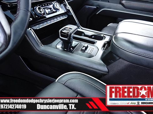 Used 2024 GMC Sierra 1500 AT4X AWD/4WD image 34