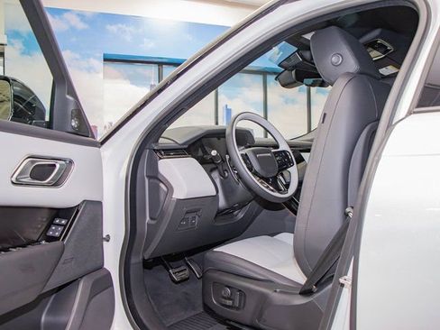 Used 2026 Land Rover Range Rover Velar Dynamic SE image 13