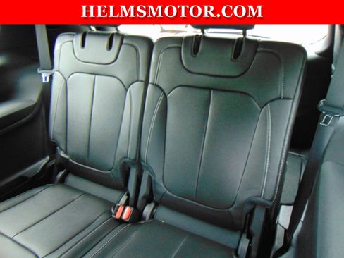 Certified 2024 Jeep Grand Cherokee L Limited AWD/4WD image 36