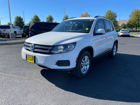 Used 2017 Volkswagen Tiguan S AWD/4WD image 7