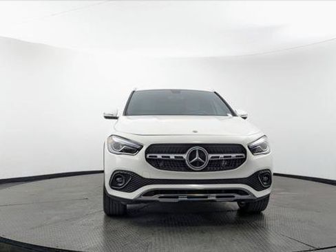 Used 2022 Mercedes-Benz GLA 250 w/ Premium Package image 12