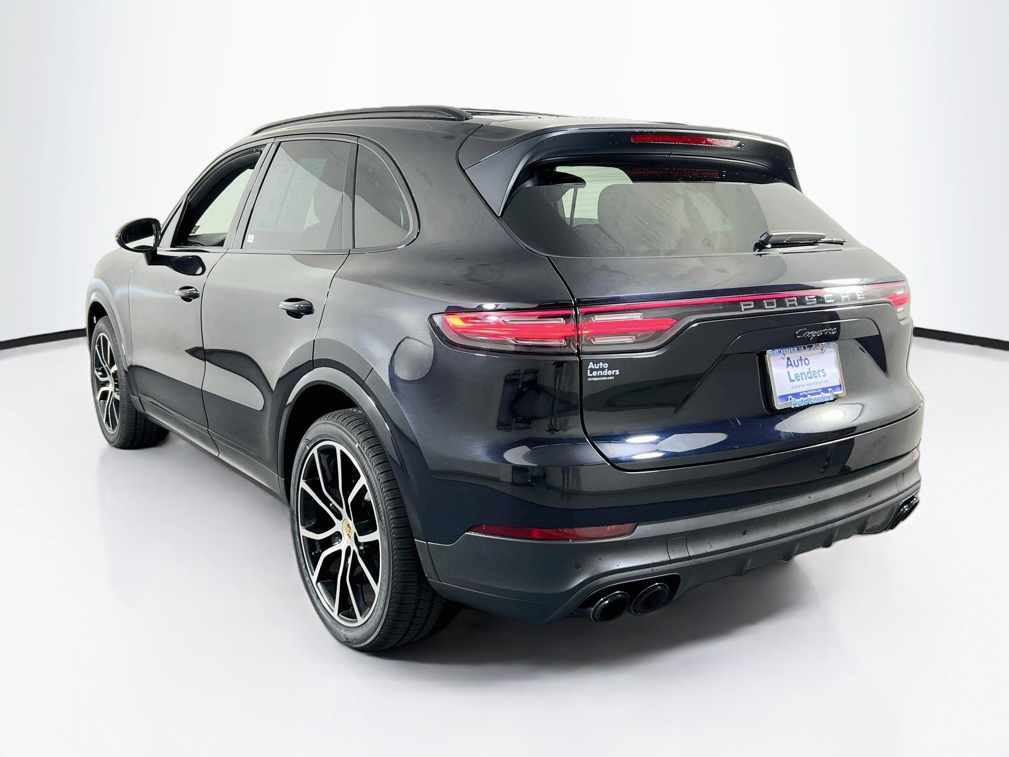 Used 2021 Porsche Cayenne AWD/4WD image 7